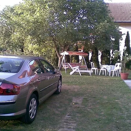 Lilla Apartman Balatonkeresztur
