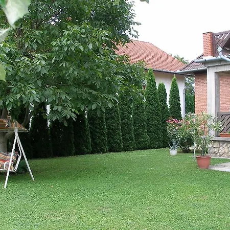 Apartment Lilla Apartman Balatonkeresztur